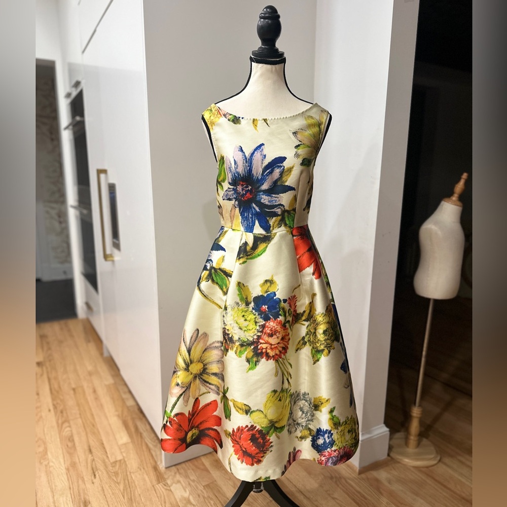 ASOS Floral Dress with Full Midi Skirt - Picture 3 of 4